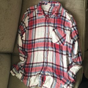 Women's long sleeve flannel.