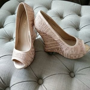 Mixx Shuz Blush Wedges