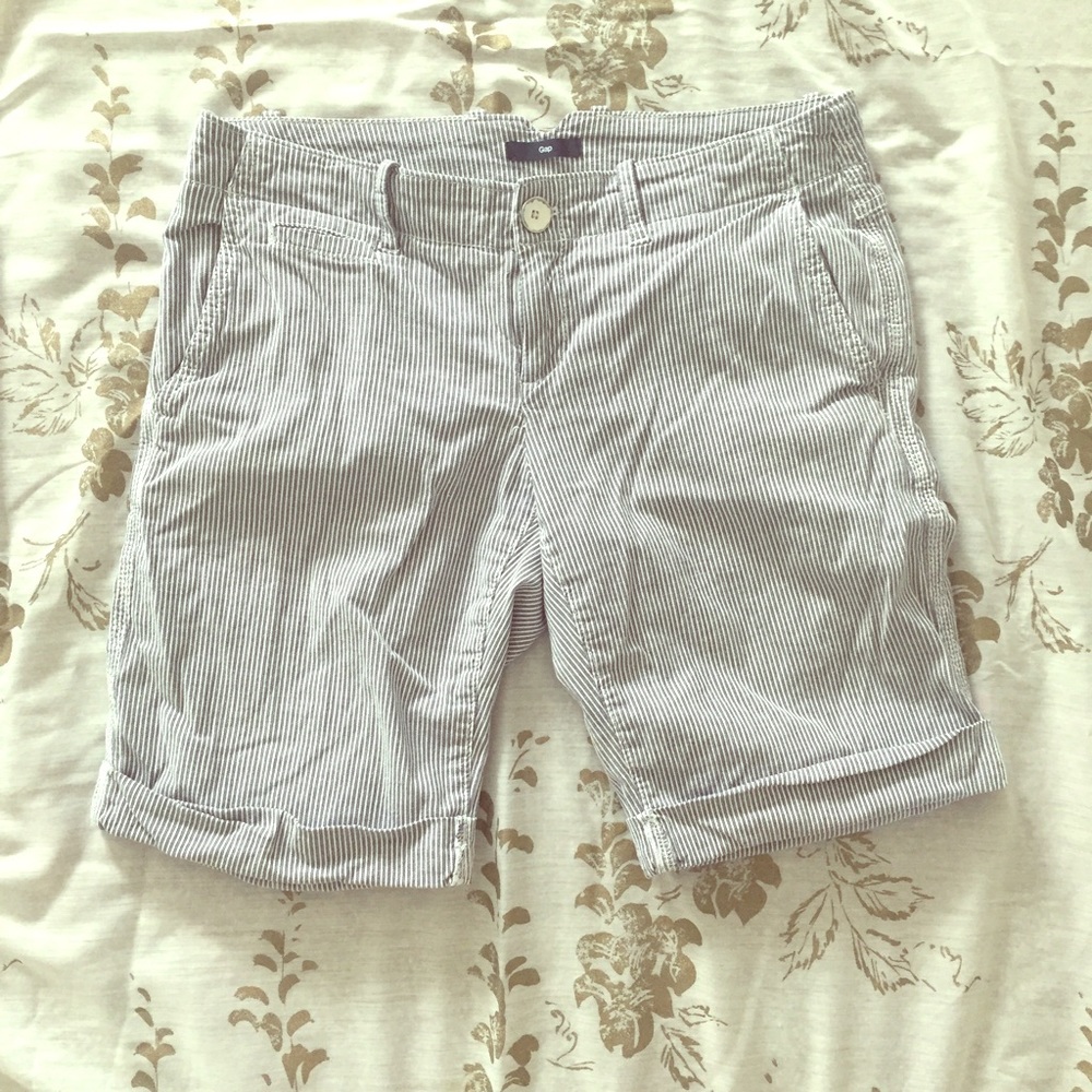 ADORABLE GAP shorts
