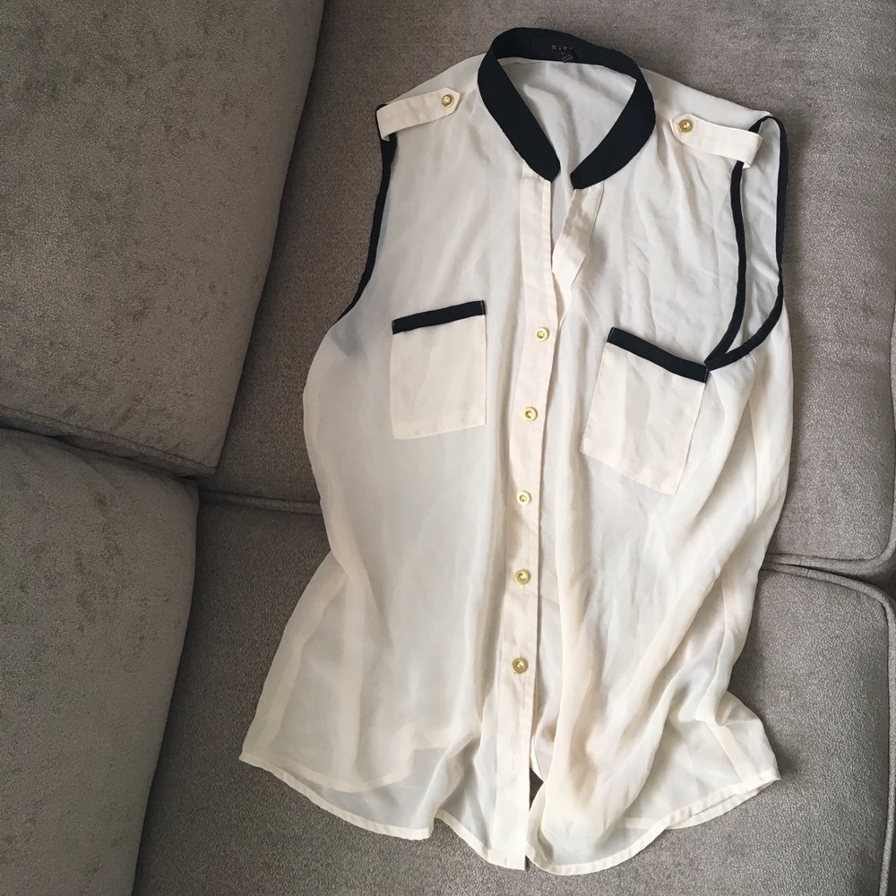 Women's sleeveless dress top.