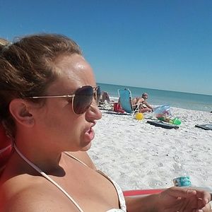 Meet your Posher, Pember