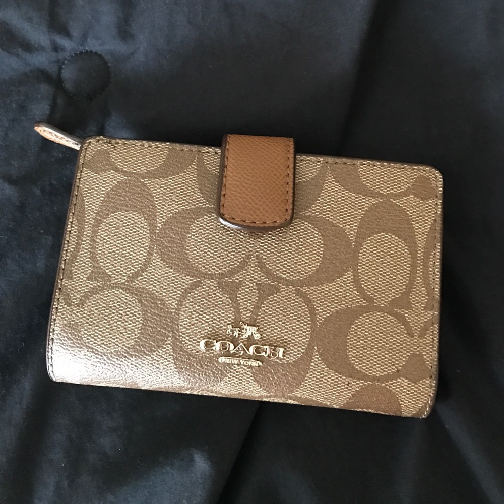 Coach wallet