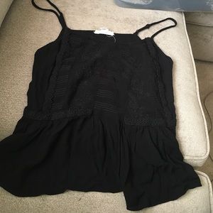 Women's sleeveless tank top.