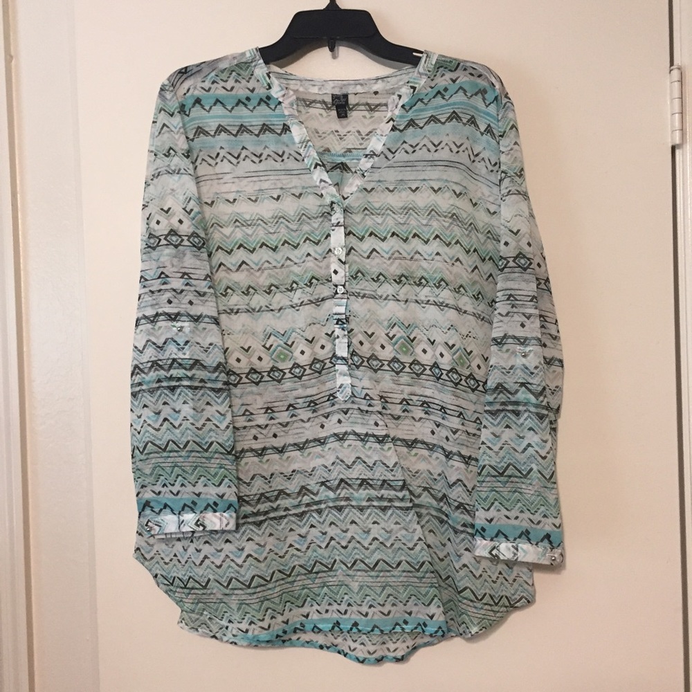*SOLD* Blue patterned blouse