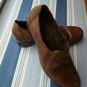 CLARKS  comfortable shoe