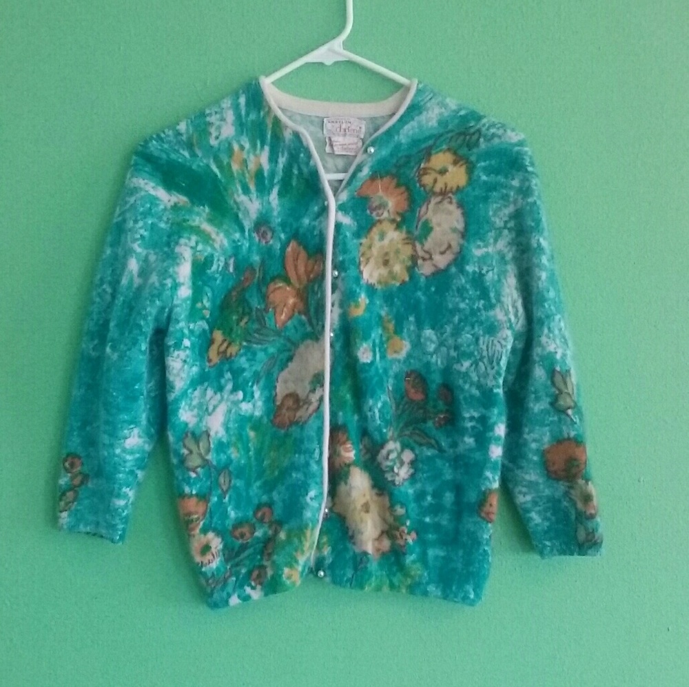 small vintage super soft sweater