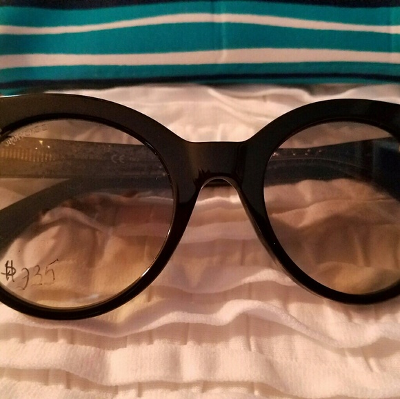 Brand new Sunglasses - Picture 3 of 3