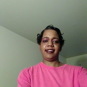 Meet your Posher, Tomika