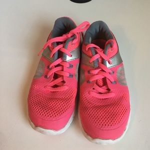 Girls Nike sneakers pink size 11