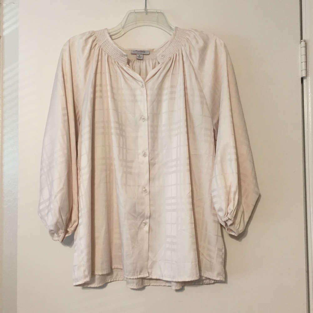 *SOLD* Cream button up blouse