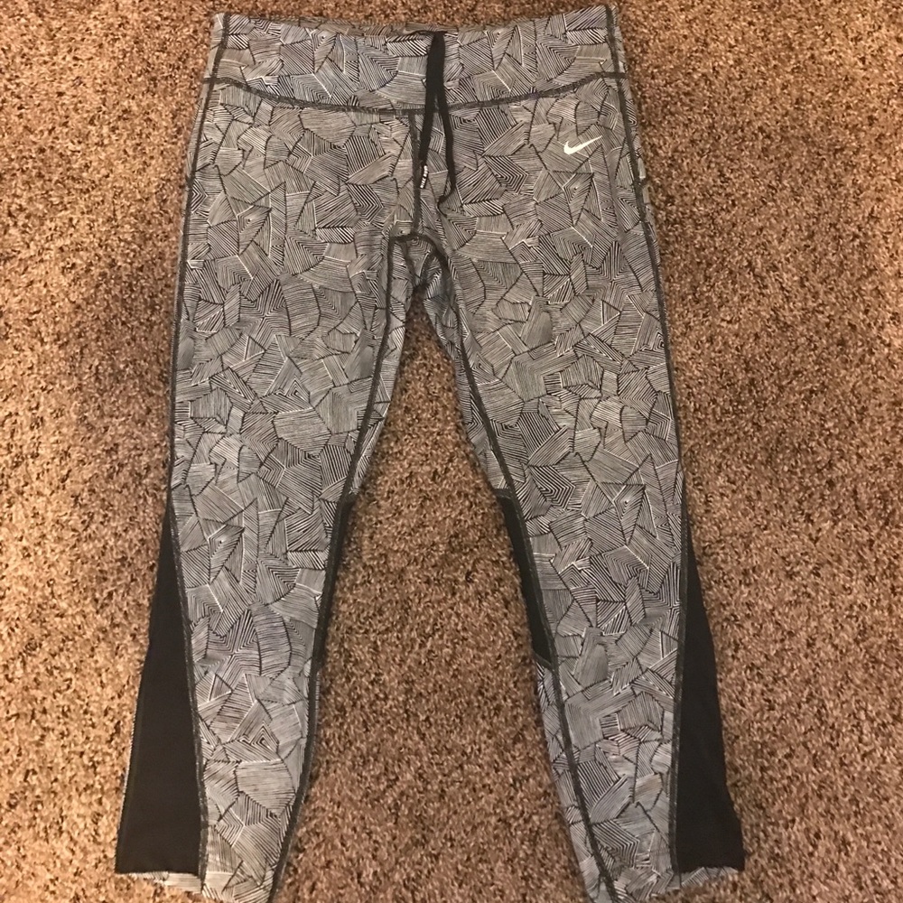 Nike leggings