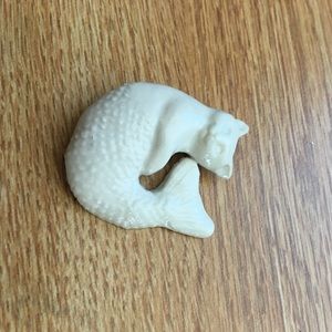 Cat mermaid pin