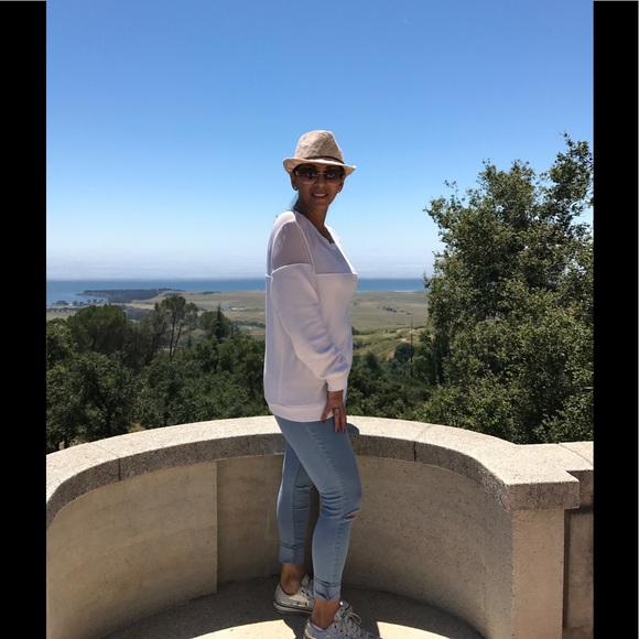 Meet your Posher, Maria - Picture 1 of 4