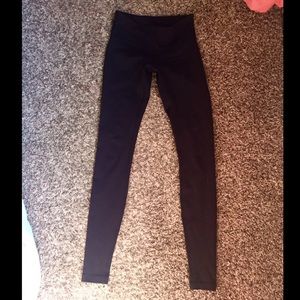 Black Lululemon leggings size 4