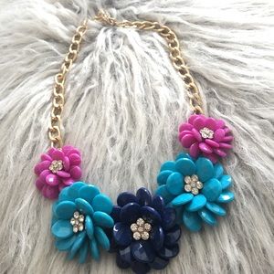 Flower statement necklace