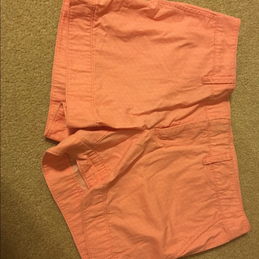 Super cute peach shorts!