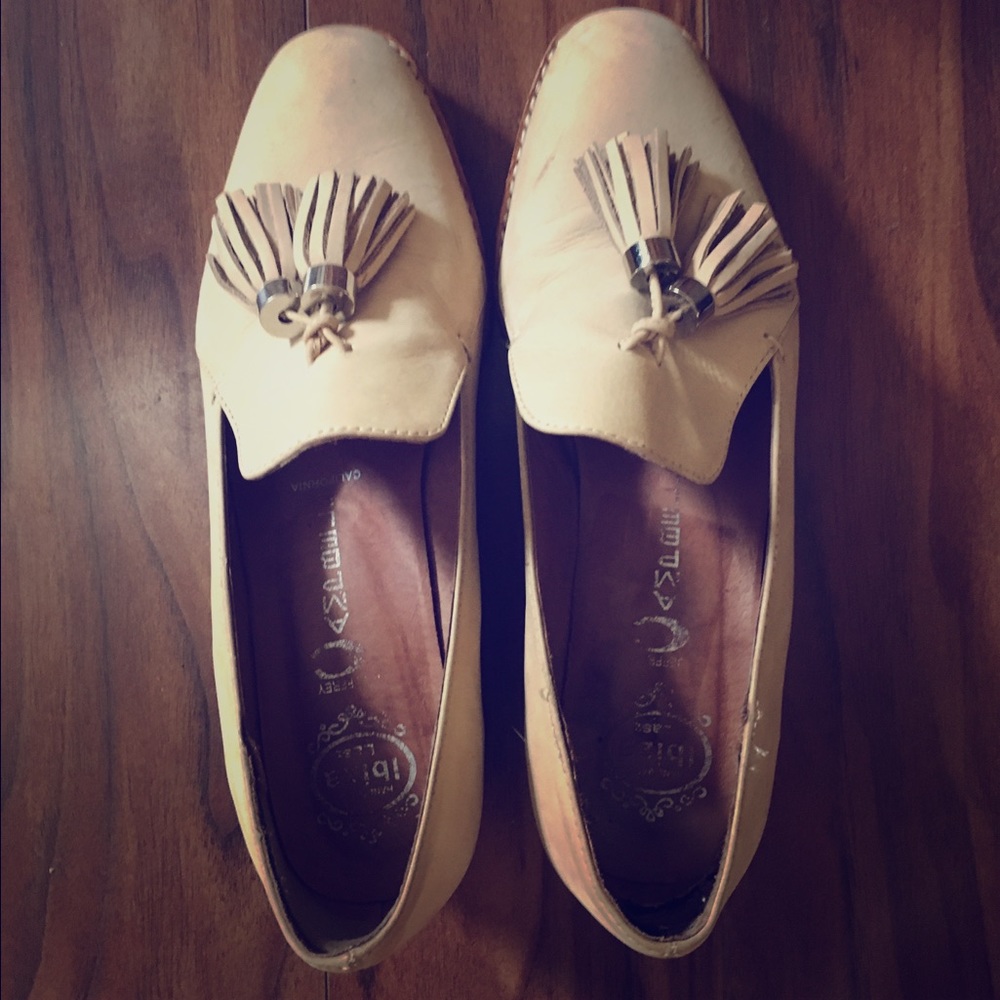 CUTE JEFFERY CAMPBELL LOAFERS !!
