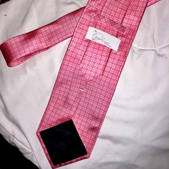 Oprah Winfrey-Italian Silk Men's Tie. NEW with Box - Picture 3 of 5