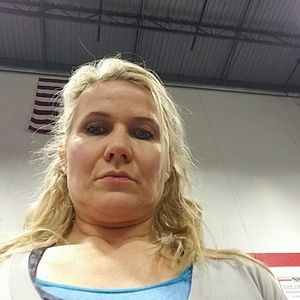 Meet your Posher, Beata