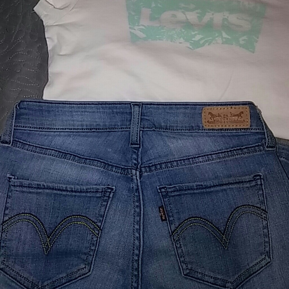 🚫SOLD🚫 - Picture 2 of 3