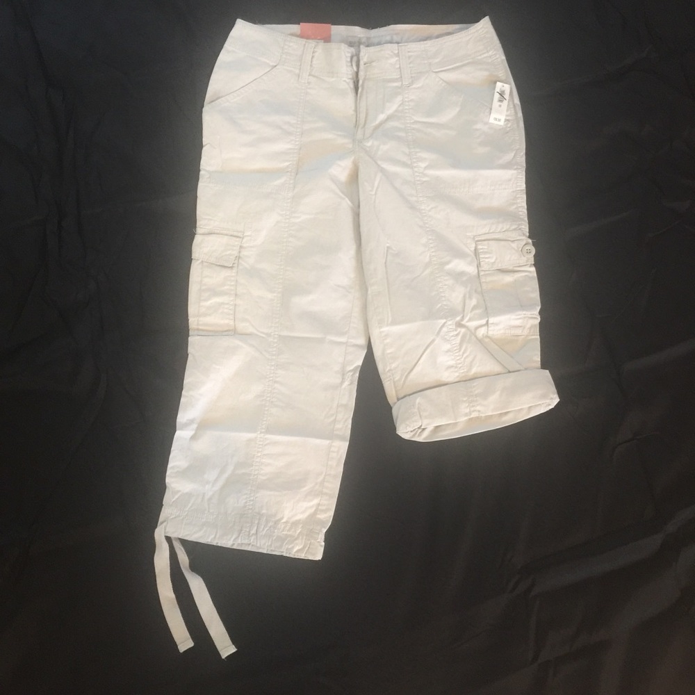 Old navy mid rise capris