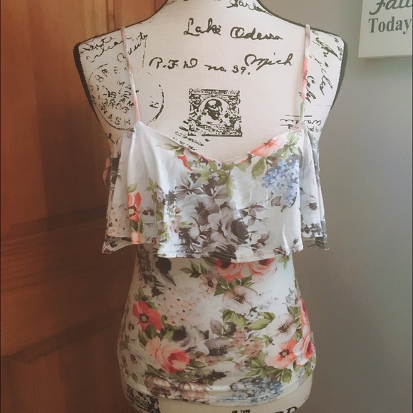 LAST ONE! Floral Cold Shoulder Date Night Top - Picture 3 of 3