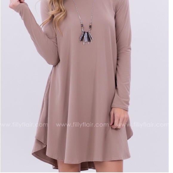 ‼️SOLD‼️NWT Warm Long Sleeve Tunic Dress - Picture 3 of 3
