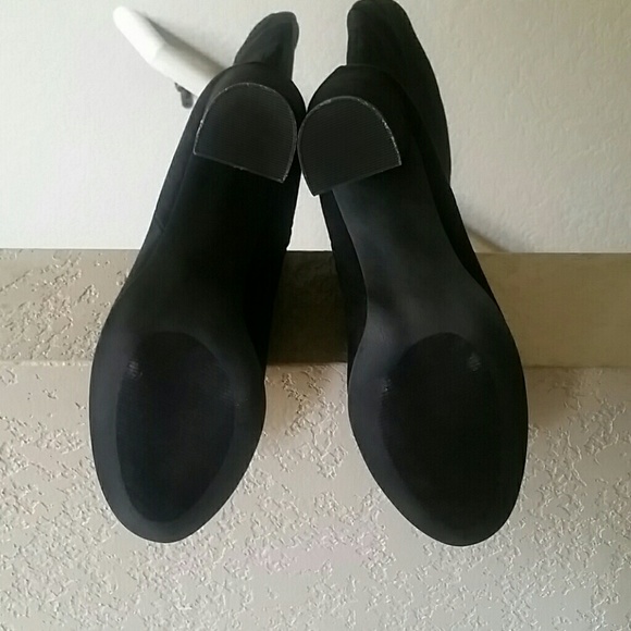 boots - Picture 3 of 3