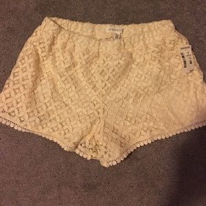 Aeropostale lace shorts