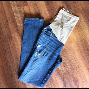 Distressed Maternity jean