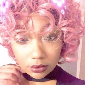 Meet your Posher, Shawnika