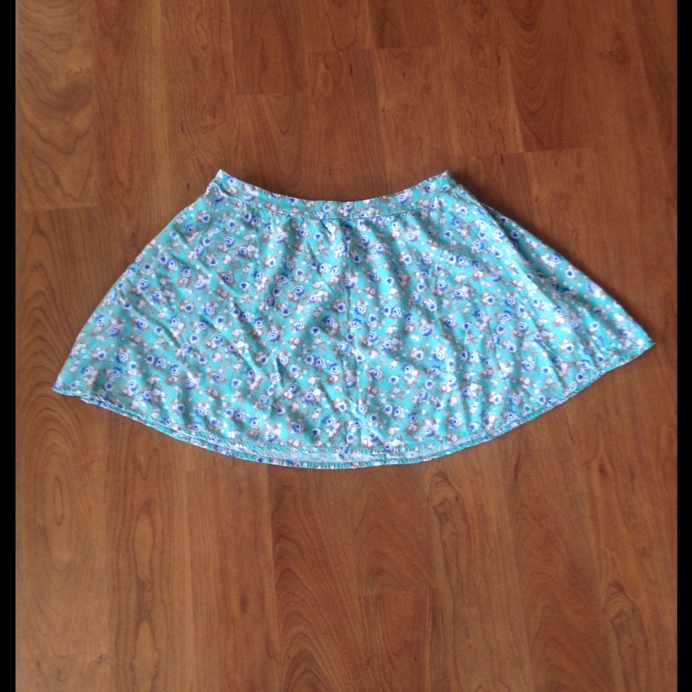 Wet Seal Light Blue Floral Skirt