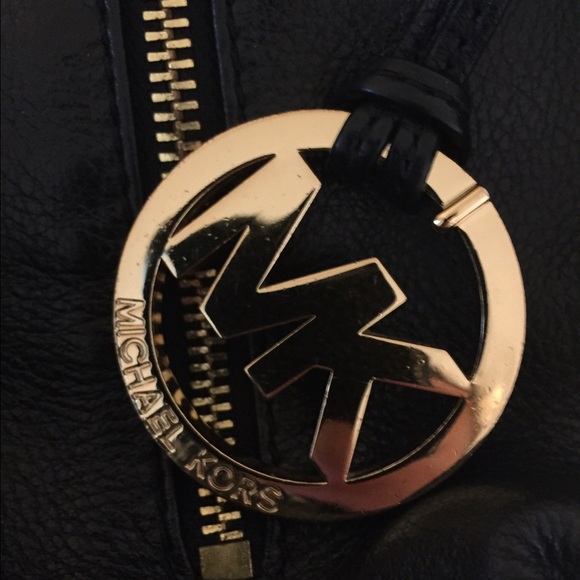 Michael Kors black crossbody - Picture 2 of 6