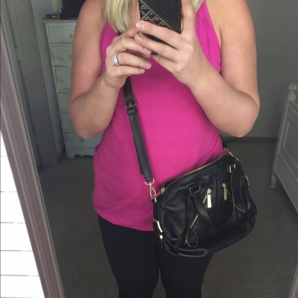 Michael Kors black crossbody - Picture 5 of 6