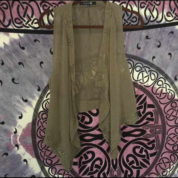 Beaded Flowy Vest - Picture 2 of 3