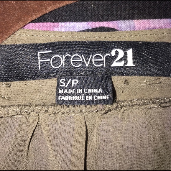 Beaded Flowy Vest - Picture 3 of 3