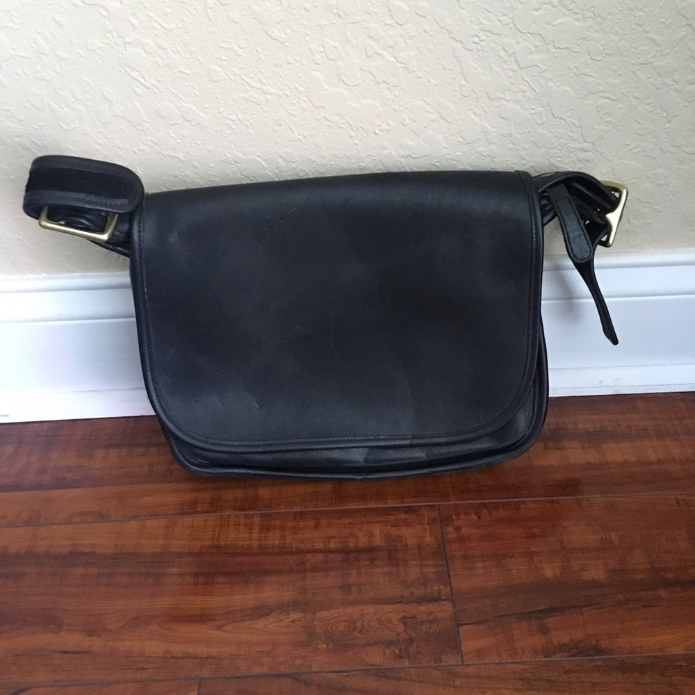 LAST DAY❗️Coach Black leather purse