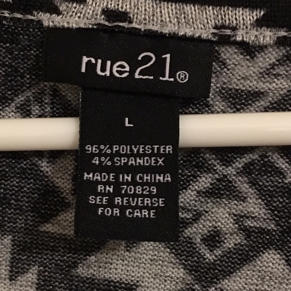 sweater - Picture 2 of 2