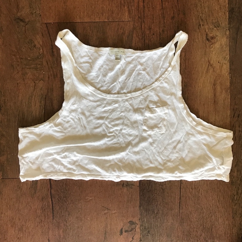 Light weight beach crop top with pocket