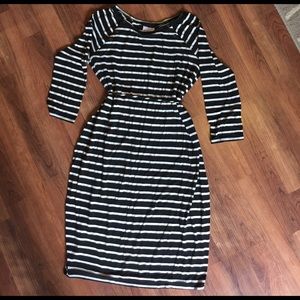 Maternity mid length dress