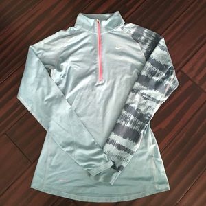 Nike 1/2 zip