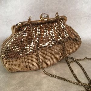 1940's Vintage Whiting and Davis Clutch