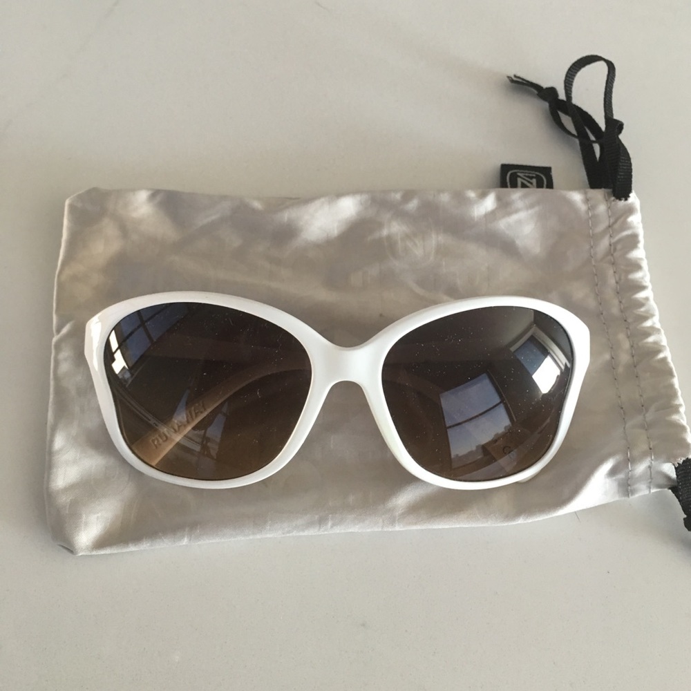 Women's Von Zipper sunglasses