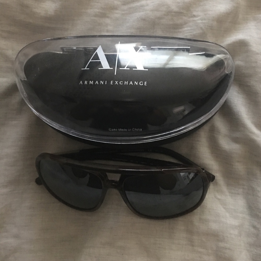 Armani Exchange Aviator a Sunglasses