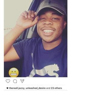 Meet your Posher, Elijah