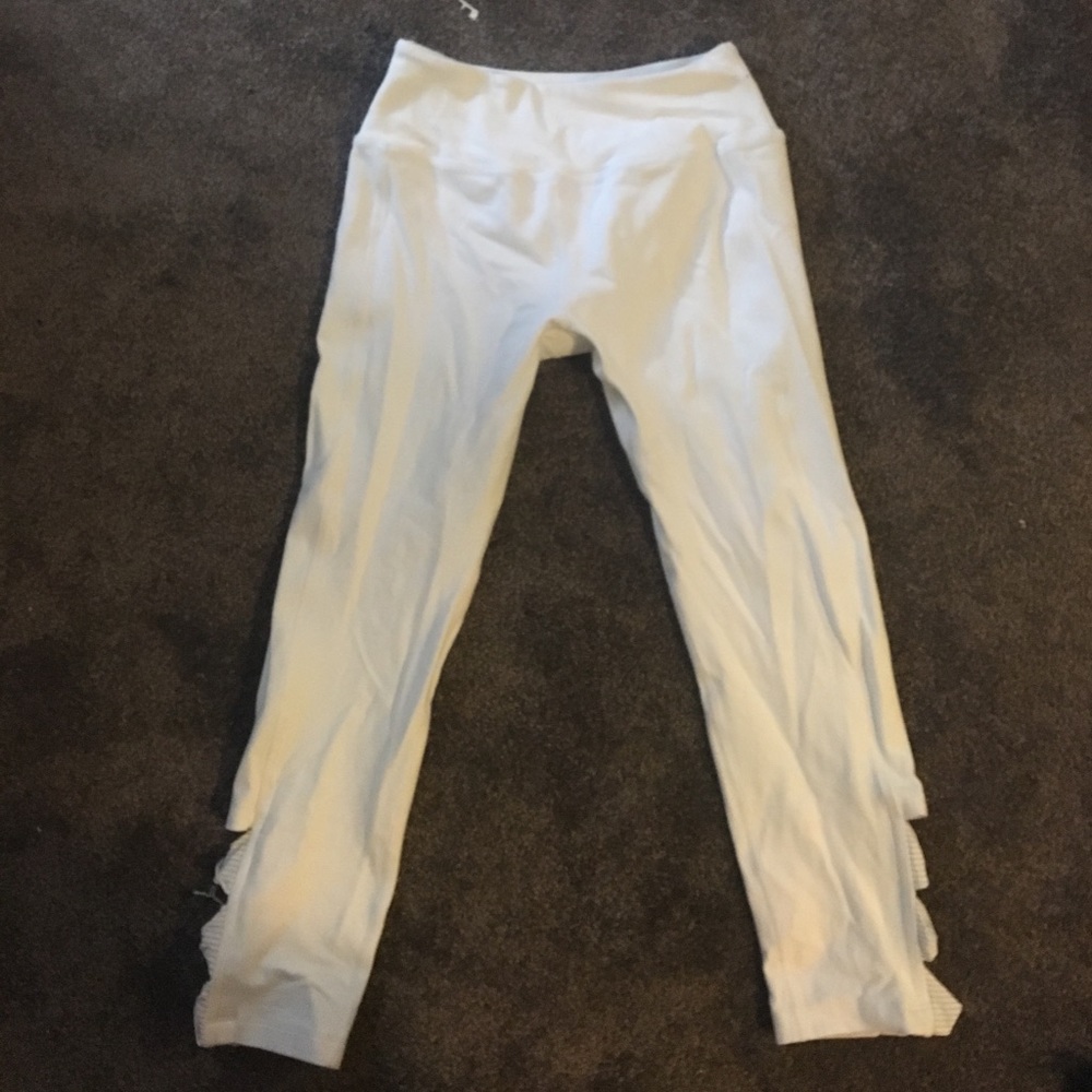Beyond yoga crop leggings