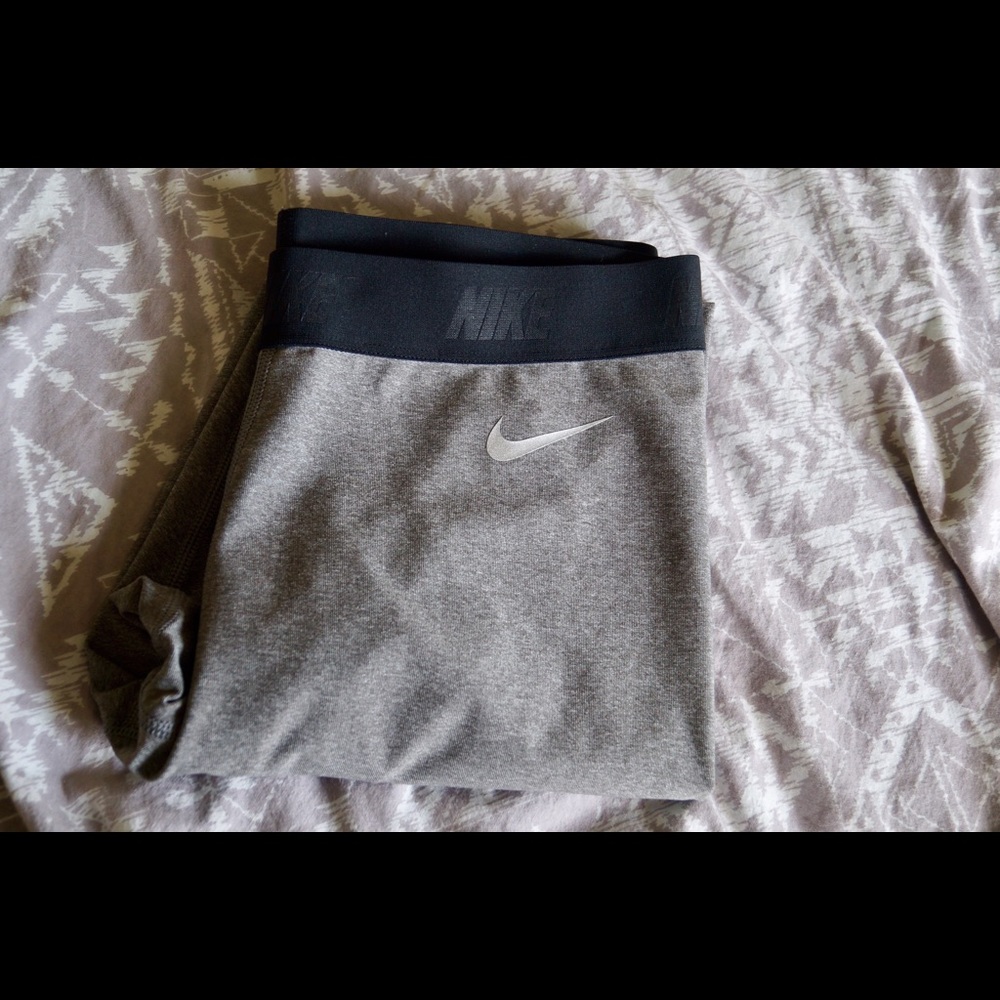 Gray Nike Leggings