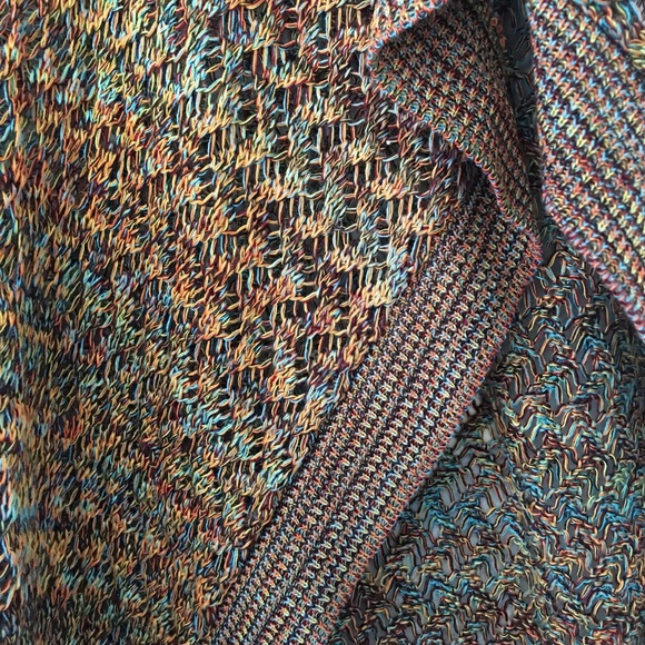 Cover up - Picture 4 of 4