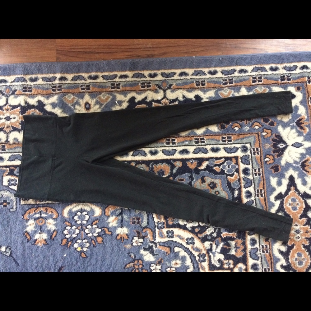 VICTORIAS SECRET HI WAIST LEGGINGS