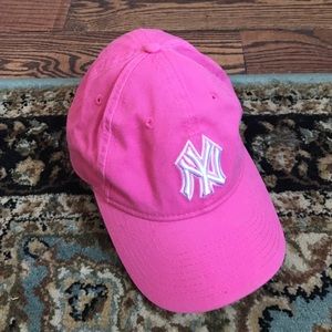 Pink Yankees cap :)